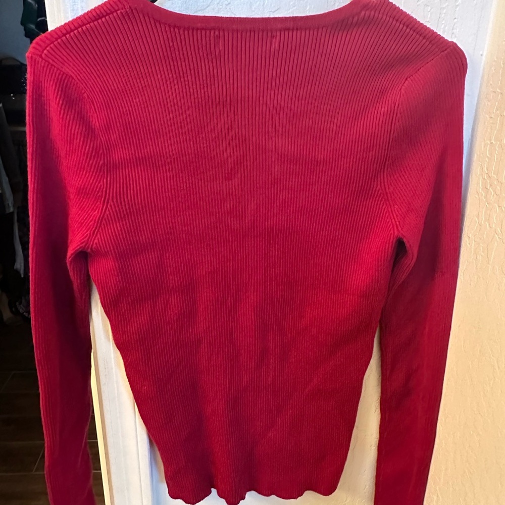 Red sweater - Picture 2 of 2